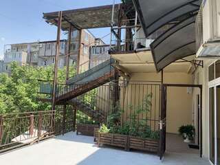 Гостевой дом AskHouse Ереван Апартаменты с балконом-5