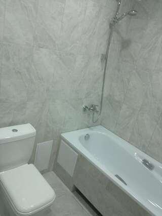 Гостевой дом AskHouse Ереван Двухместный номер с 1 кроватью и общей ванной комнатой-1
